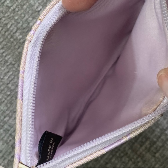 Coach Wristlet - Gorgeous Lavender and Cream Colors - never used! - Picture 3 of 3